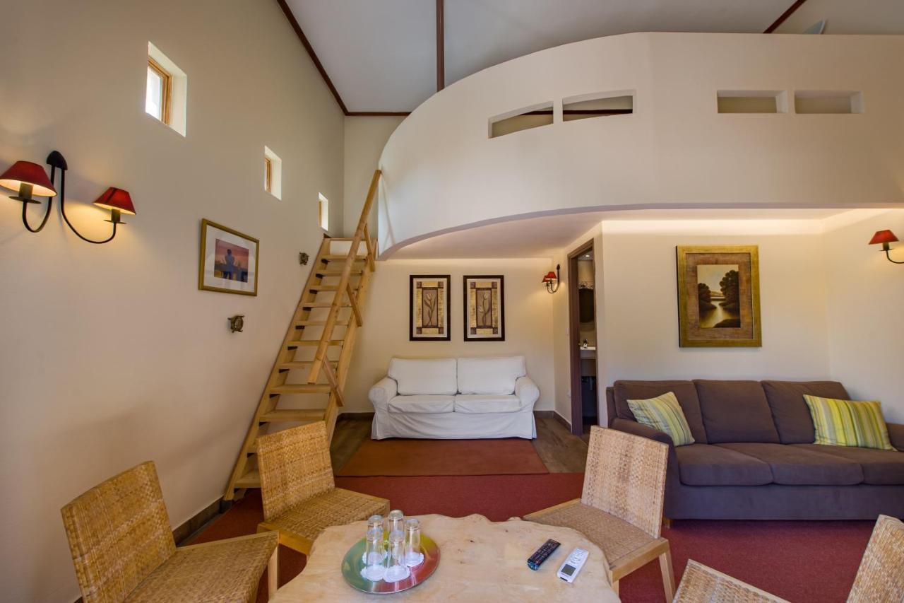 Rocabella Hellinikon Country Hotel Luaran gambar